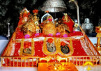 Visiting Vaishno Devi Temple
